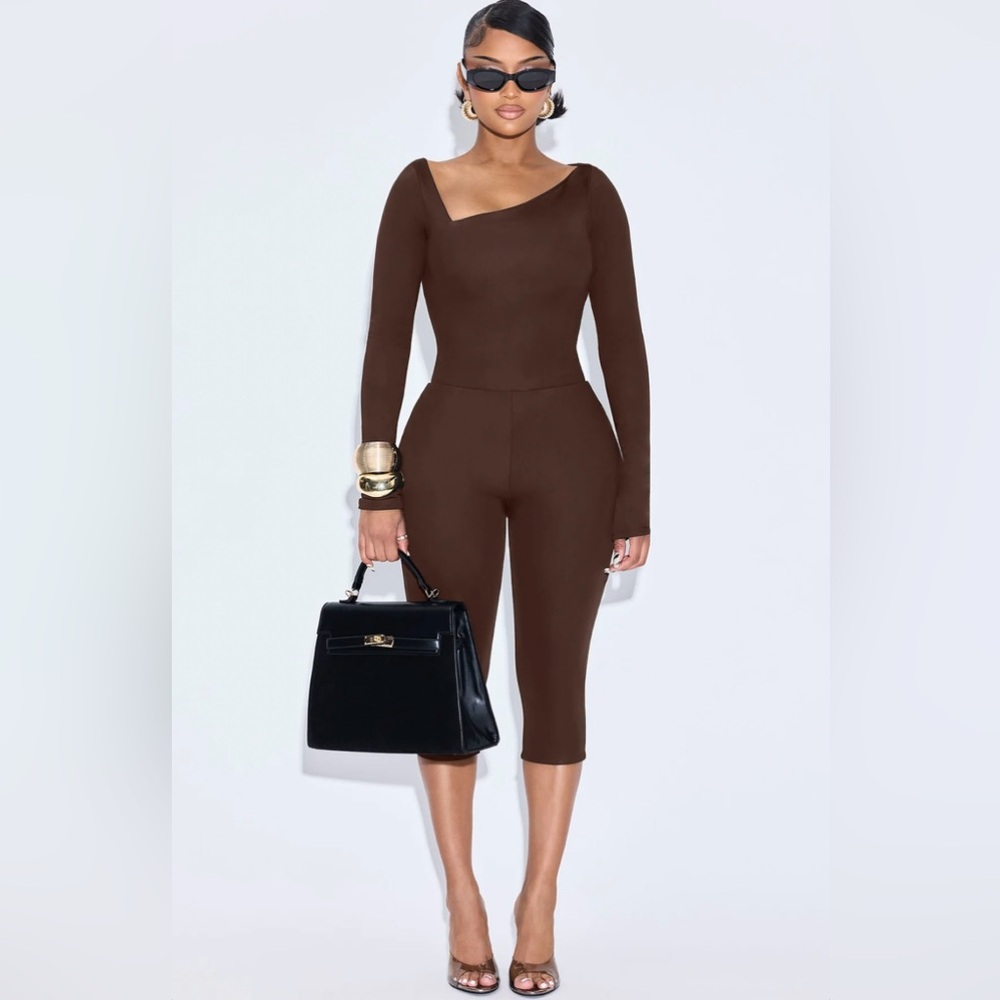 Double Lined Capri Pant Set